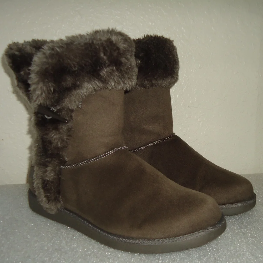 Airwalk Women's Brown Suede Faux Fur Lined Toggle Button Boots Winter Shoes 11 - Picture 1 of 13